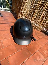 CASCO PER EQUITAZIONE