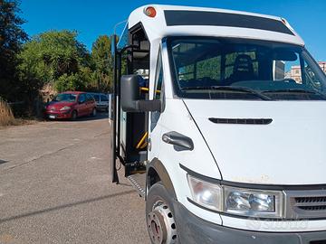 Autobus IVECO 30 posti