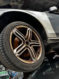 Cerchi e gomme audi 18