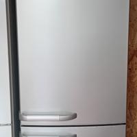 frigorifero bosch combinato color grigio chiaro 