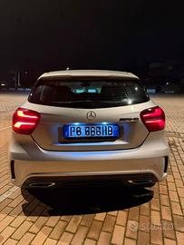MERCEDES A180D Premium Pacchetto AMG