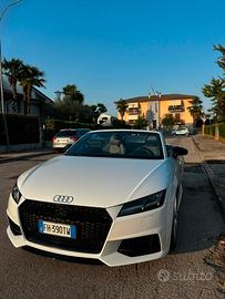 Audi TT S line S Tronic Design