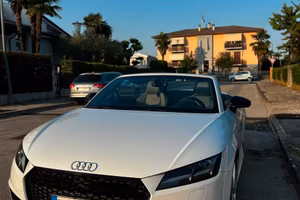 Audi TT S line S Tronic Design