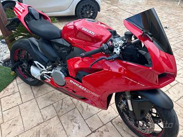 Ducati Panigale V2