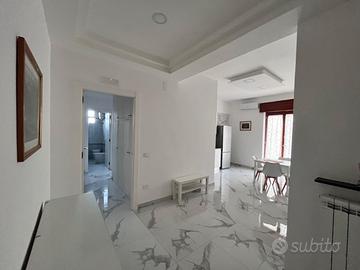 Bilocale arredato Via Avvocato A.Palumbo Rif.F3158