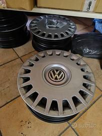 cerchi Volkswagen golf con borchie nuovi