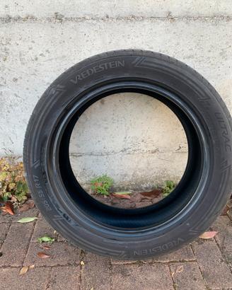 Gomme auto