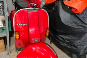Vespa Piaggio PX 200 E