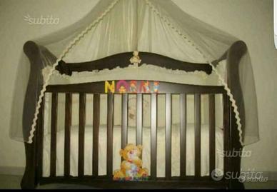Culla in legno massiccio con accessori