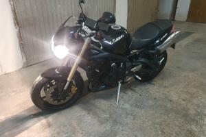 Triumph Street Triple - 2012
