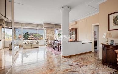 Mostacciano - Quadrilocale con Terrazzi e Box Auto