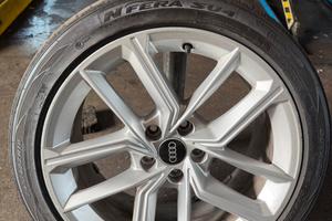 4 cerchi originali audi + gomme