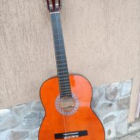 Chitarra classica Eko a 6 corde