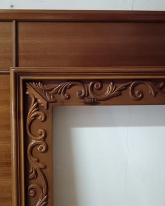 Cornice vintage in legno 