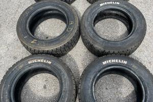 gomme Michelin  tacchettate  da rally