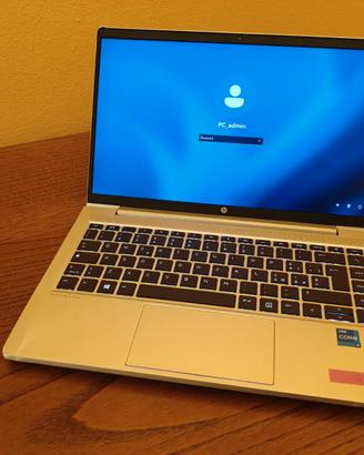 HP G8 440 i5 11th 16 GB - funzionante ma ammaccato