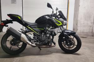 Kawasaki Z 400 - 2020  colore nero verde