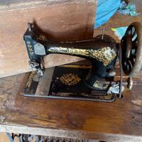 Macchina da cucire vintage Singer