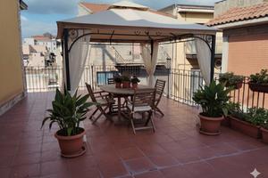 2 Vani con Terrazzo e Garage Via Roma