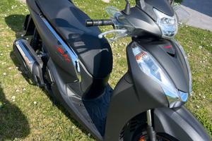 Honda SH 300