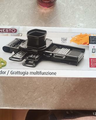 grattugia multifunzione 