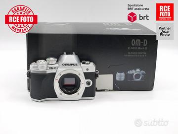 Olympus OM-D E-M10 III
