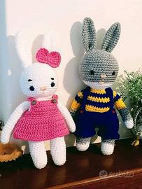Coniglietti uncinetto tecnica Amigurumi