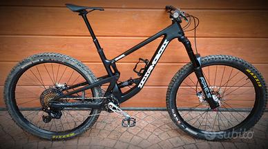 ZSB ProtoSE01 enduro 29er tg L. MTB carbonio
