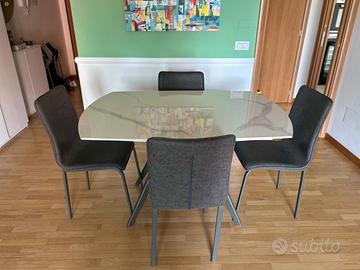 TAVOLO GIREVOLE ALLUNGABILE, come NUOVO!