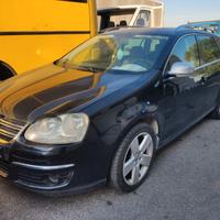 Volkswagen Golf 5 VARIANT ricambi usati