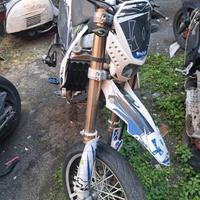 HM 125 F anno 2010 x ricambi