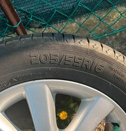 Gomme Toyota