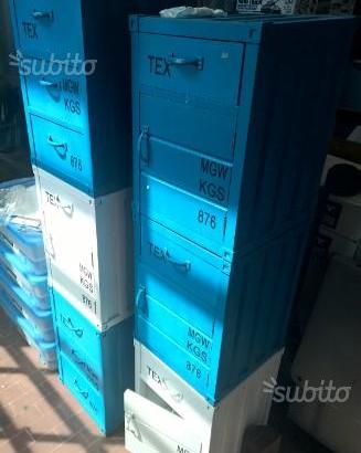 Mobili tipo container : bauletto o ante e cassetti