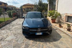 Mercedes cla 200d night edition permium
