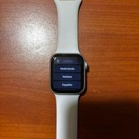 Apple watch se 2 gen 40 mm SOLO VENDIT A   A MANO