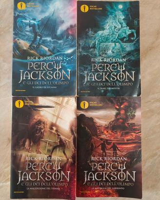 Libri saga Percy  Jackson e gli dei dell' Olimpo 
