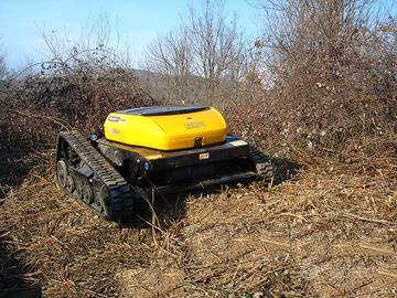 SfalciaTutto Robot McConnel Robocut R 28 Cingolato