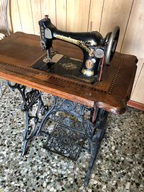 macchina cucire Singer