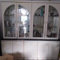 Stanza da letto, cucina e stanza da pranzo