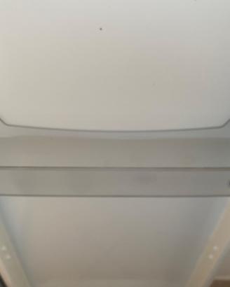 Balconcino frigo IGNIS mod DPA26/AL per lattine