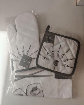 Set presina, guanto e grembiule da cucina nuovi