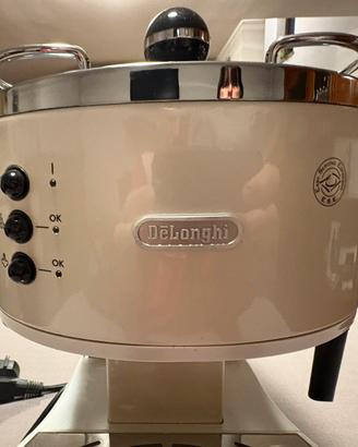 Macchina caffè De Longhi