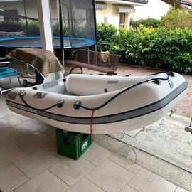 Gommone tre metri quiksilver con motore mercury