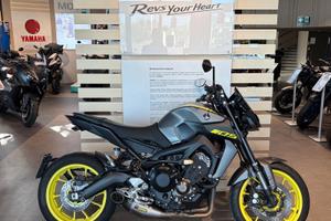 YAMAHA MT-09 (2018)
