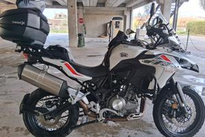 benelli trk 502x