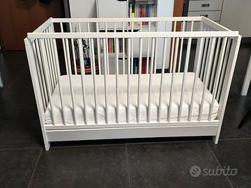 Lettino Ikea e materasso