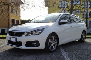 Peugeot 308 PureTech Turbo 130 S&S SW Allure