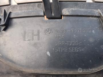 griglia mascherina automobile 