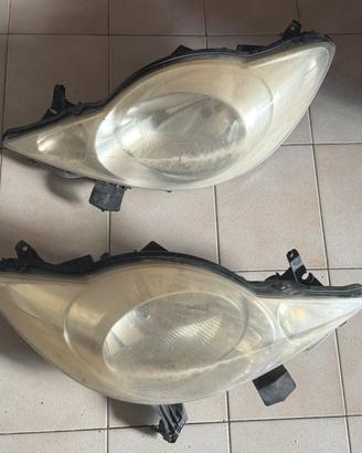 Fanali fari anteriori peugeot 107