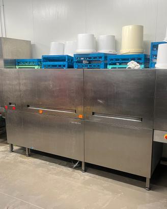 lavastoviglie industriale